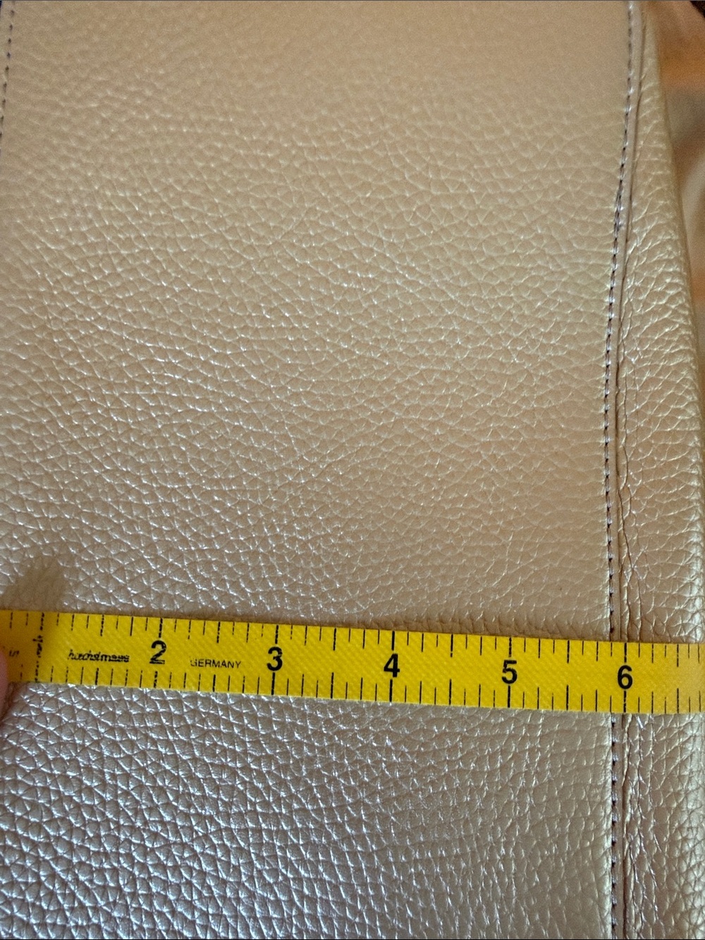 Brand new!!! Tory Burch Metallic Champagne Pebbled Leather Tote - Picture 9 of 11